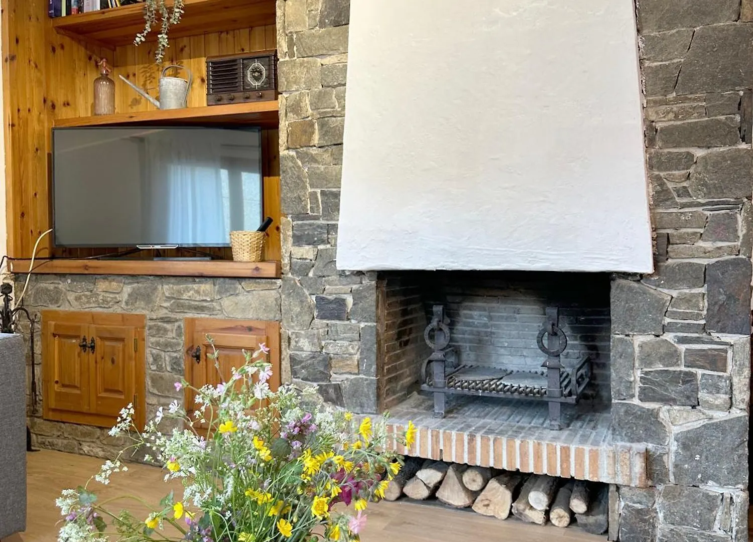 Holiday home La Torre De La Vall De Camprodon Llanars